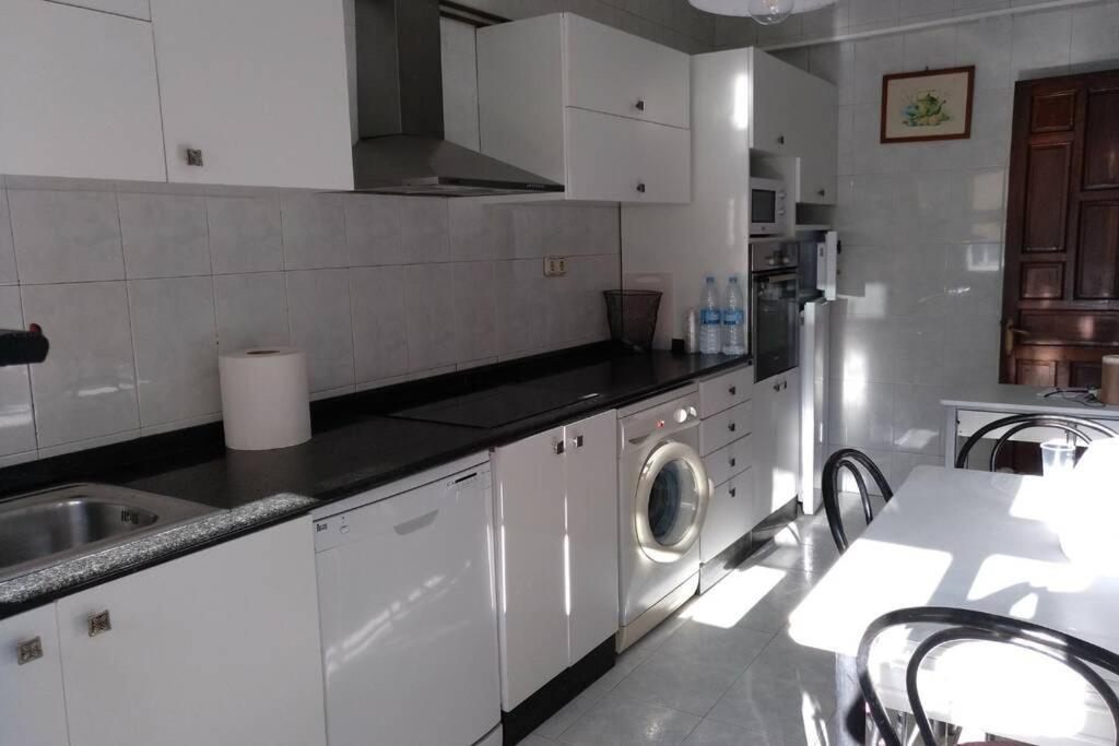 Apartamento Con Garaje Santiago De Compostela Daire Dış mekan fotoğraf